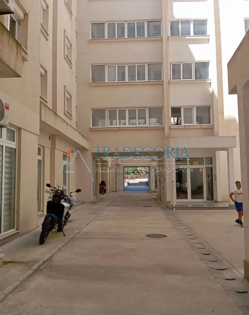 Prodaja, dvosoban stan, 83m², Bar, Crna Gora