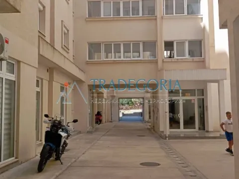 Prodaja, dvosoban stan, 83m², Bar, Crna Gora - image 13