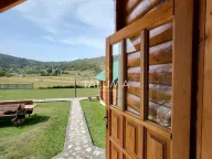 Prodaja,  poslovni prostor, 400m2, Centar, Plužine