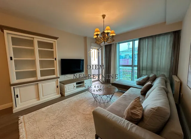 Izdavanje, dvosoban stan, 75m², Preko Morače, Podgorica
