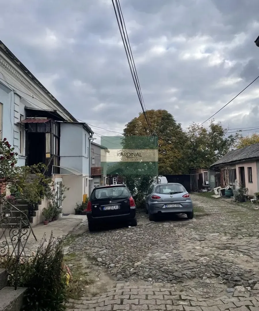 Prodaja, dvosoban stan, 57m², Mala vaga, Kragujevac
