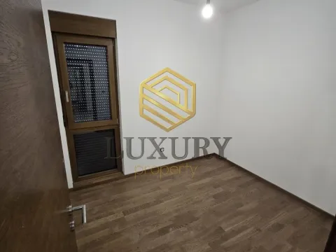 Izdavanje, trosoban stan, 81m², Vezirov Most, Podgorica - image 12