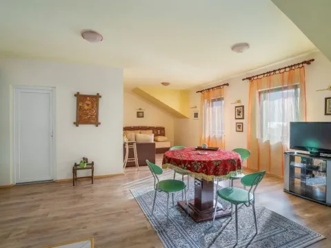 Prodaja, kuća, 250m², Kostanjica, Kotor - image 8