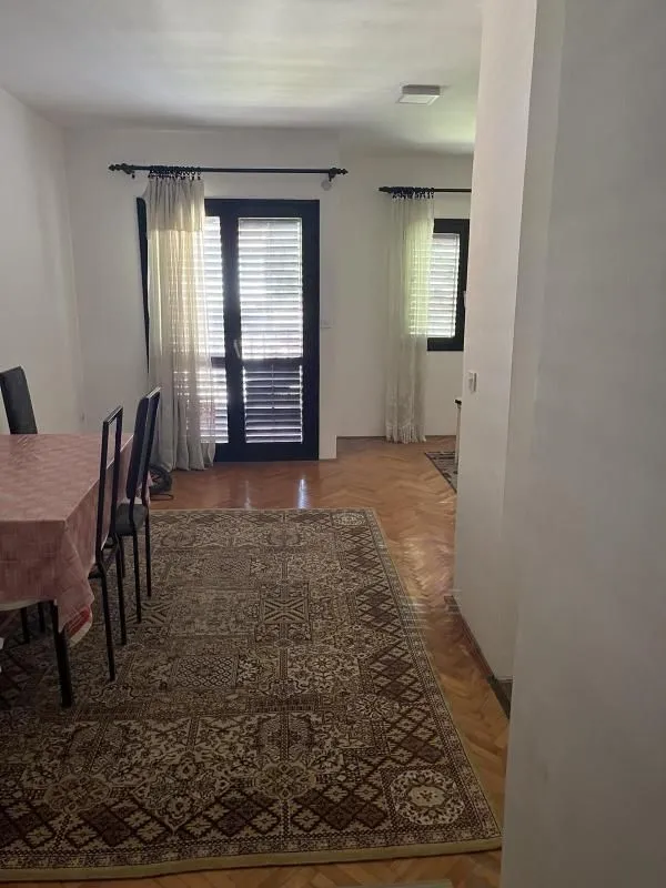 Prodaja, garsonjera, 37m², Dobrota, Kotor