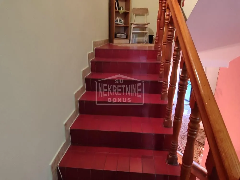 Prodaja, kuća, 146m², Novi Grad, Subotica