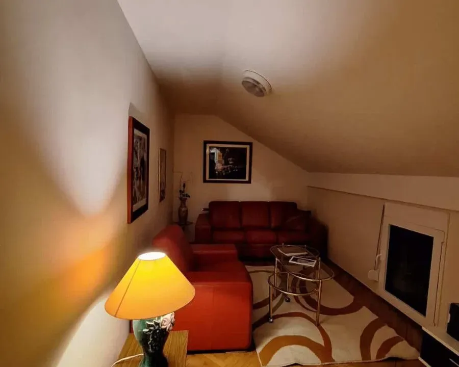 Izdavanje, dvosoban stan, 70m², Donja Gorica, Podgorica