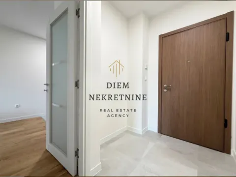 Izdavanje, jednosoban stan, 49m², Central Point, Podgorica - image 9