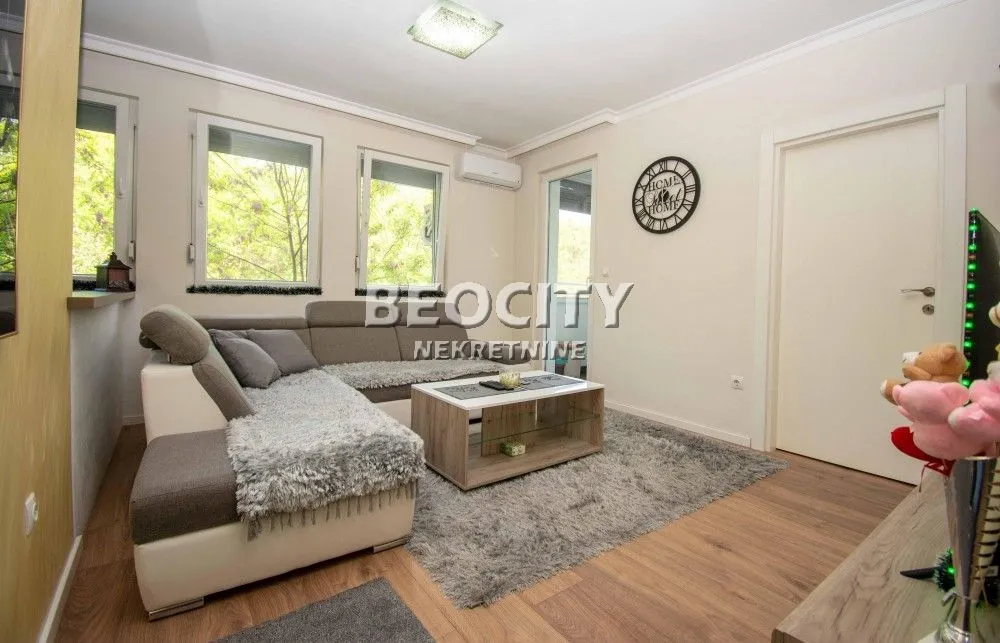 Prodaja, dvosoban stan, 51m², Karaburma, Palilula Sve Podlokacije