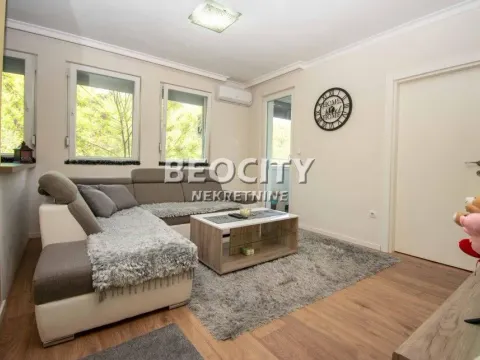 Sale, two bedroom apartment, 51m², Karaburma, Palilula Sve Podlokacije