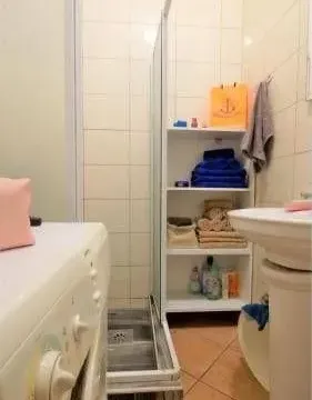 Rent, studio apartment, 30m², Bečići, Budva - image 6