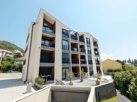 Izdavanje, jednosoban stan, 40m², Donja Lastva, Tivat - image 5