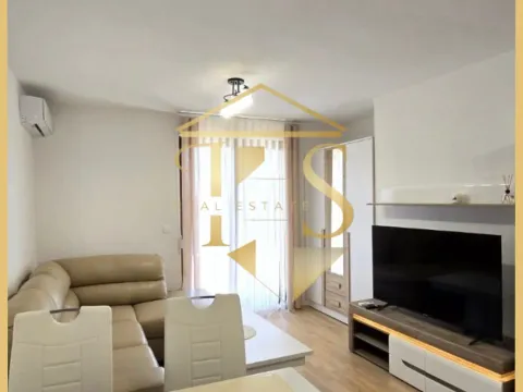 Rent, one bedroom apartment, 50m², Centar, Tivat - image 2