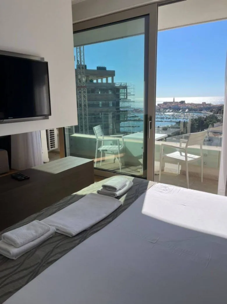 Sale, studio apartment, 47m², Centar, Budva