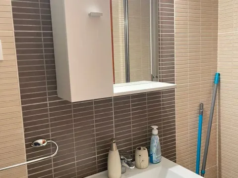 Rent, one bedroom apartment, 47m², Bečići, Budva - image 9