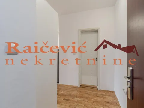 Rent, one bedroom apartment, 43m², Vračar, Šid - image 5