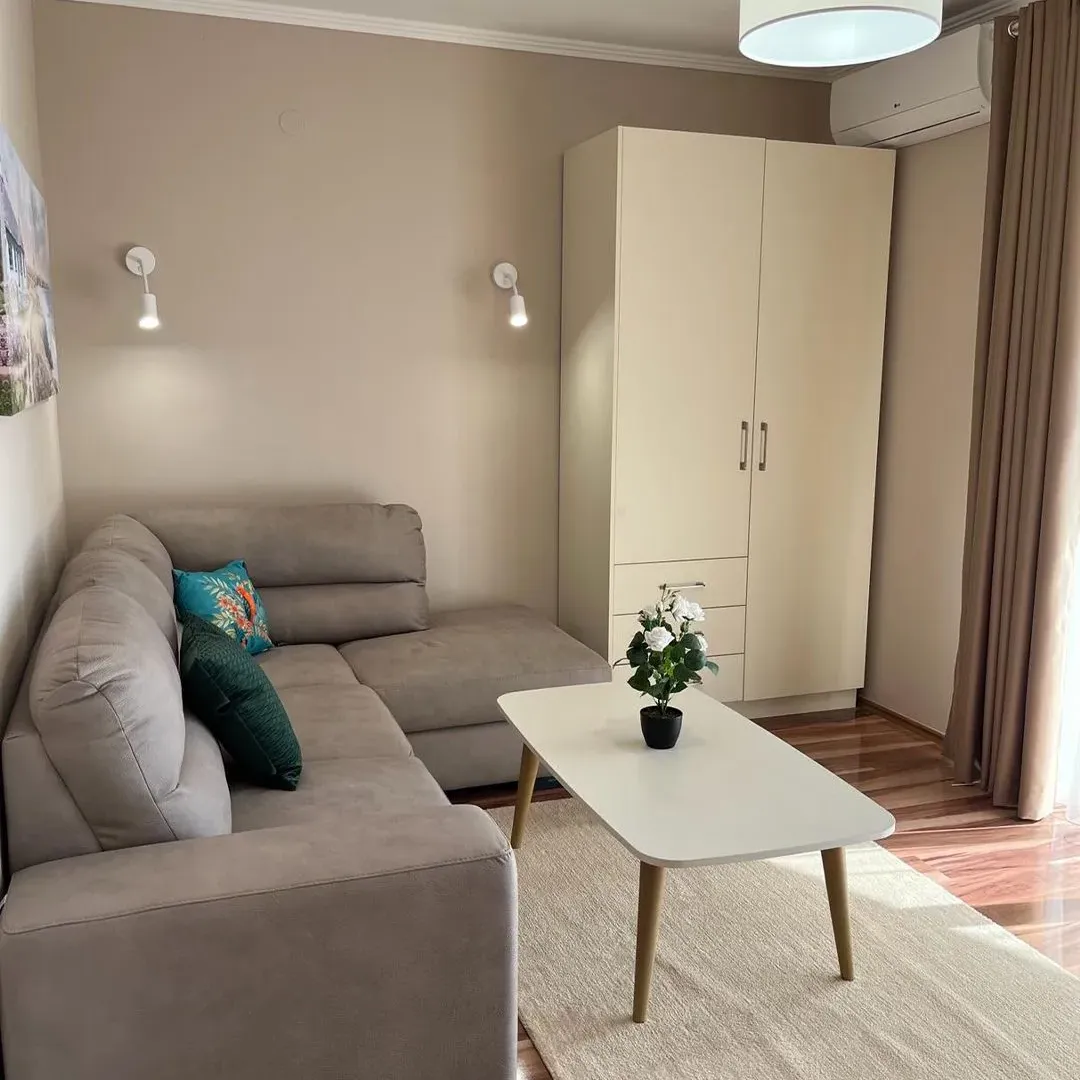 Prodaja, kuća, 235m², Centar, Bar
