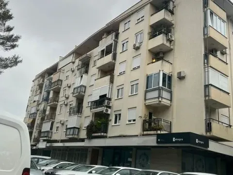 Sale, one bedroom apartment, 41m², Blok 6, Podgorica - image 1