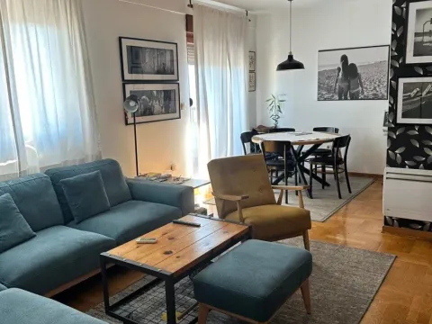 Prodaja, trosoban stan, 81m², Podgorica, Crna Gora - image 1