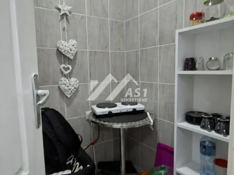 Izdavanje, poslovni prostor, 25m², Adamovićevo Naselje, Novi Sad Sve Podlokacije - image 2