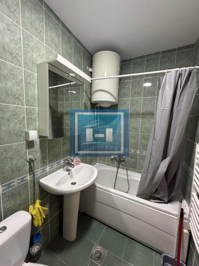 Izdavanje, dvosoban stan, 62m², Centar, Jagodina