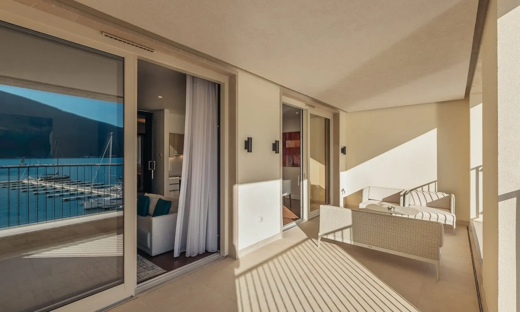 Prodaja, dvosoban stan, 120m², Portonovi, Herceg Novi