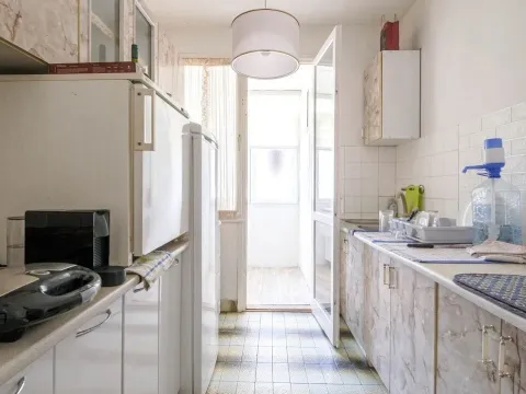 Sale, two bedroom apartment, 65m², Škaljari, Kotor - image 10