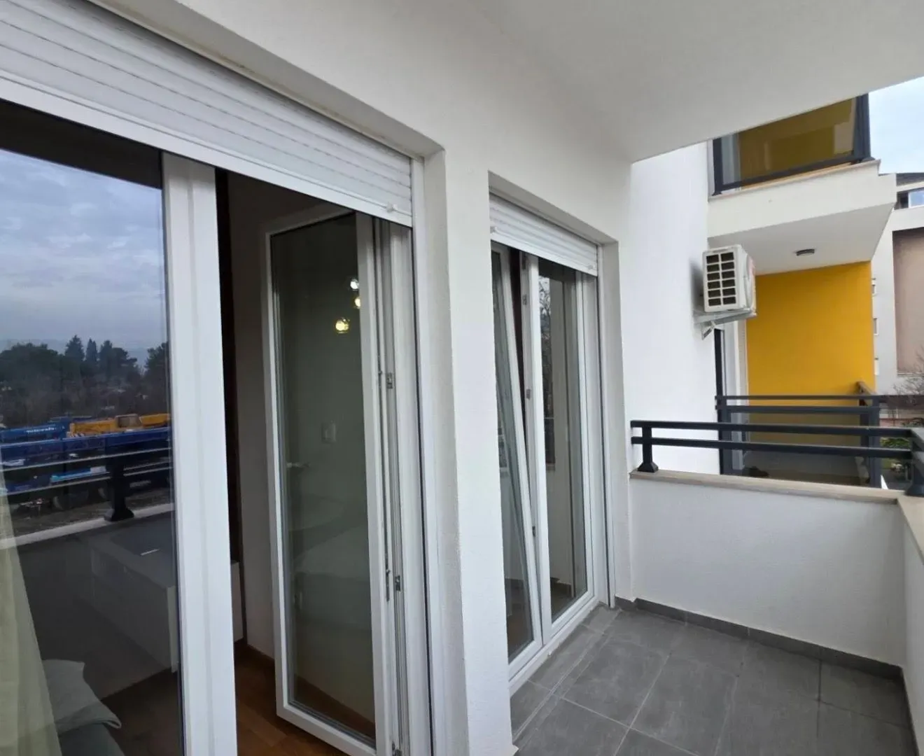 Prodaja, jednosoban stan, 44m², Pobrežje, Podgorica