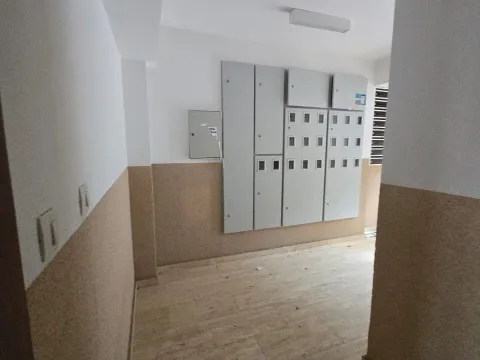 Izdavanje, jednosoban stan, 44m², Centar, Budva - image 10