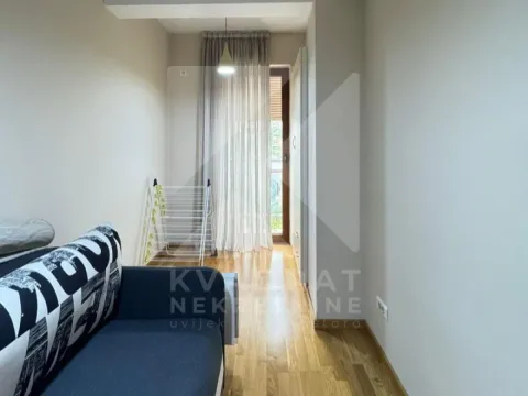 Izdavanje, trosoban stan, 95m², Preko Morače, Podgorica - image 9