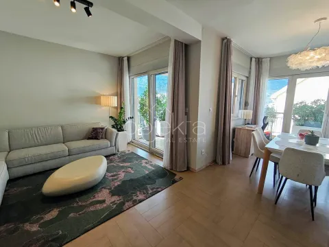 Prodaja, stan, 114m², Kotor, Crna Gora - image 4