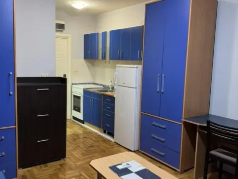 Rent, studio apartment, 24m², Grbavica, Novi Sad Sve Podlokacije - image 6