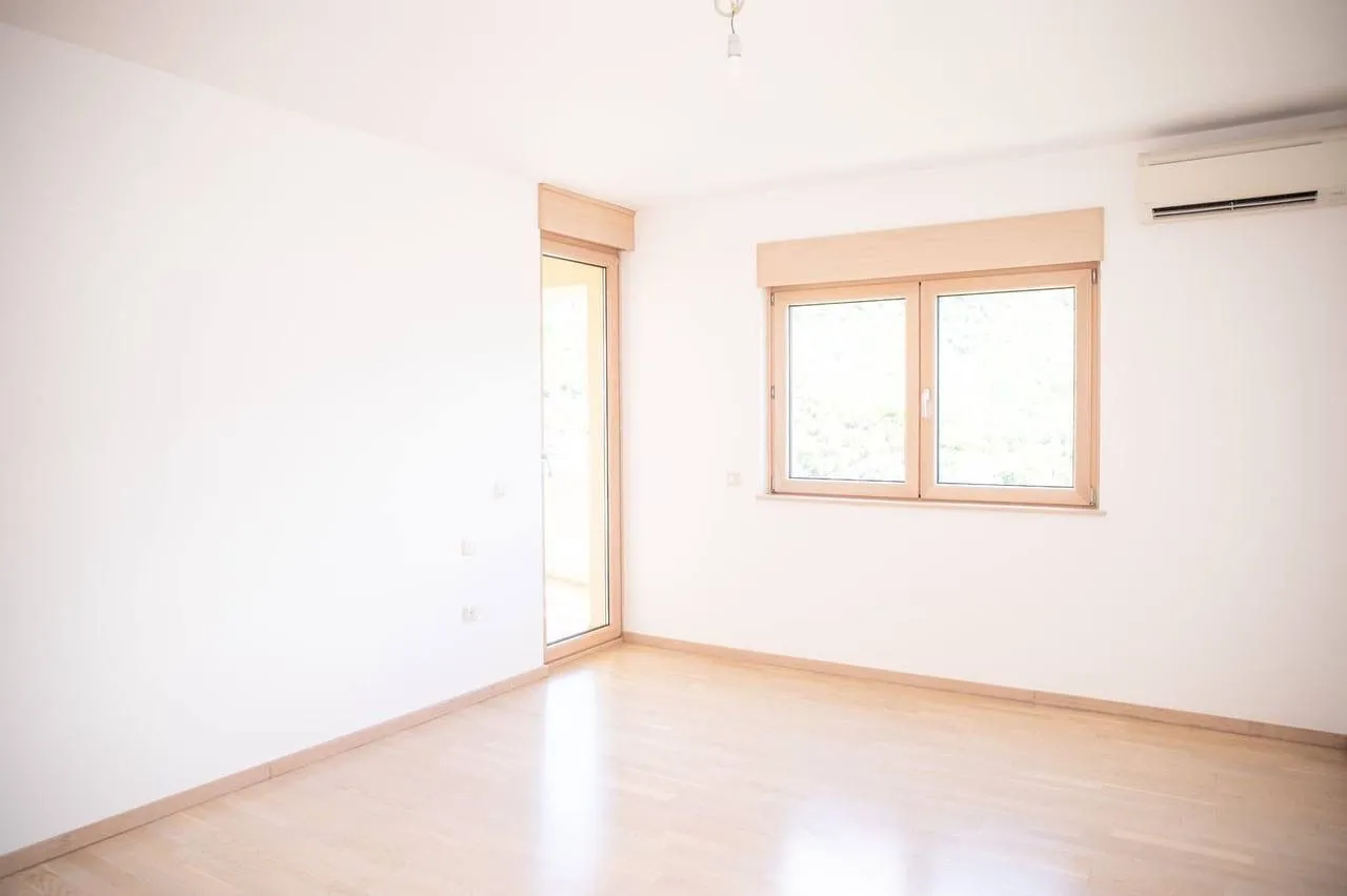Prodaja, dvosoban stan, 106m², Ivanovići, Budva