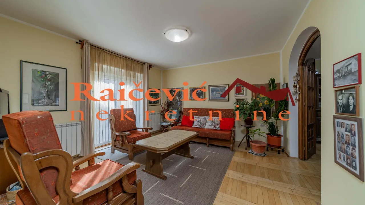 Sale, house, 263m², Vrnjačka Banja, Srbija