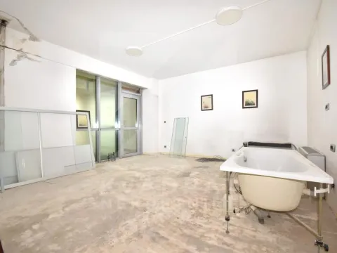 Rent, office space, 358m², Preko Morače, Podgorica - image 14