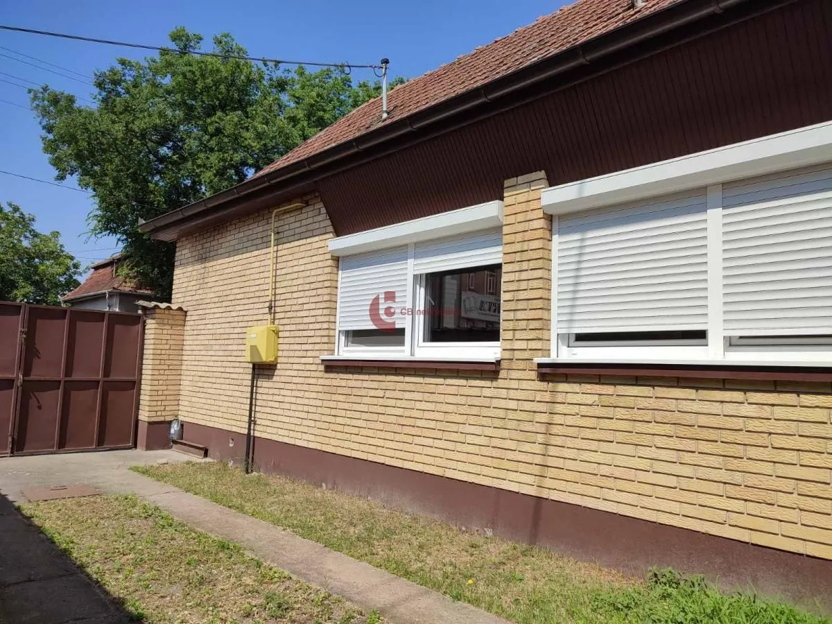 Prodaja, kuća, 196m², Dudova Šuma, Subotica