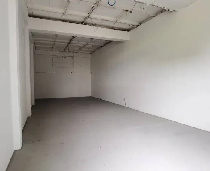 Rent, office space, 1100m², Tološi, Podgorica