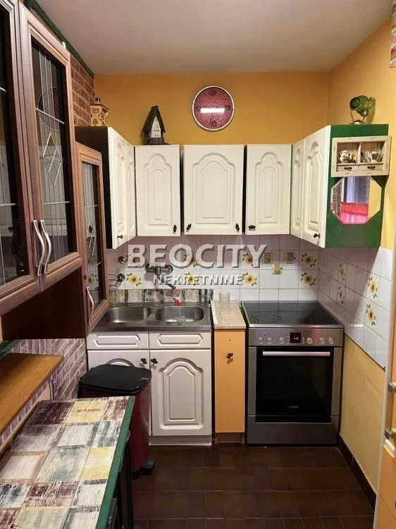 Izdavanje, stan, 44m², Novo naselje, Novi Sad