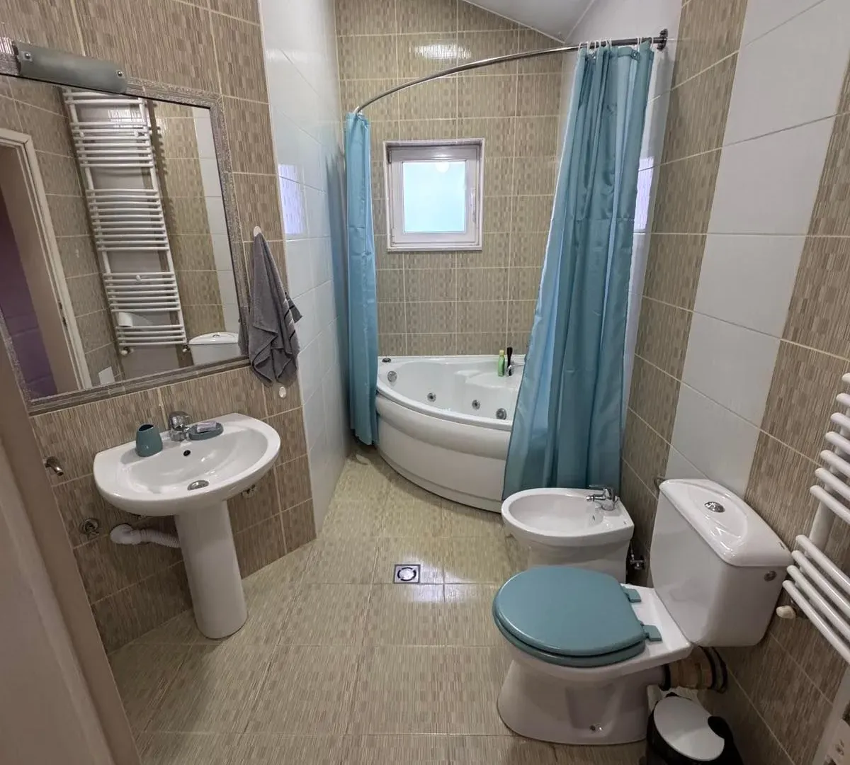 Rent, house, 330m², Zeta, Podgorica
