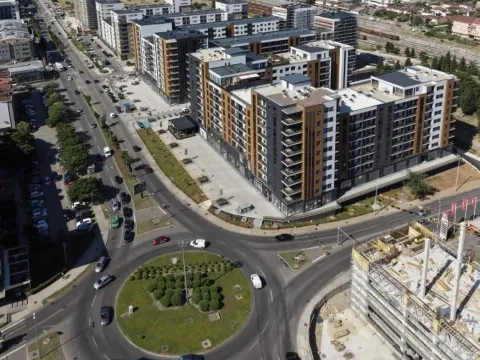 Prodaja, dvosoban stan, 63m², Stari Aerodrom, Podgorica - image 1