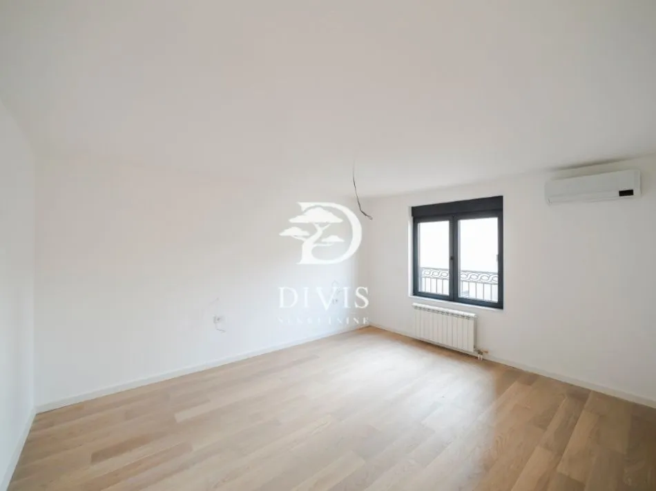 Sale, five bedroom apartment, 229m², Donji Dorćol, Dorćol Sve Podlokacije