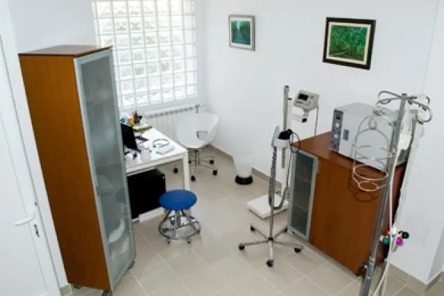 Rent, office space, 80m², Mali Mokri Lug, Zvezdara Sve Podlokacije