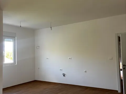 Izdavanje, dvosoban stan, 59m², Zabjelo, Podgorica - image 5