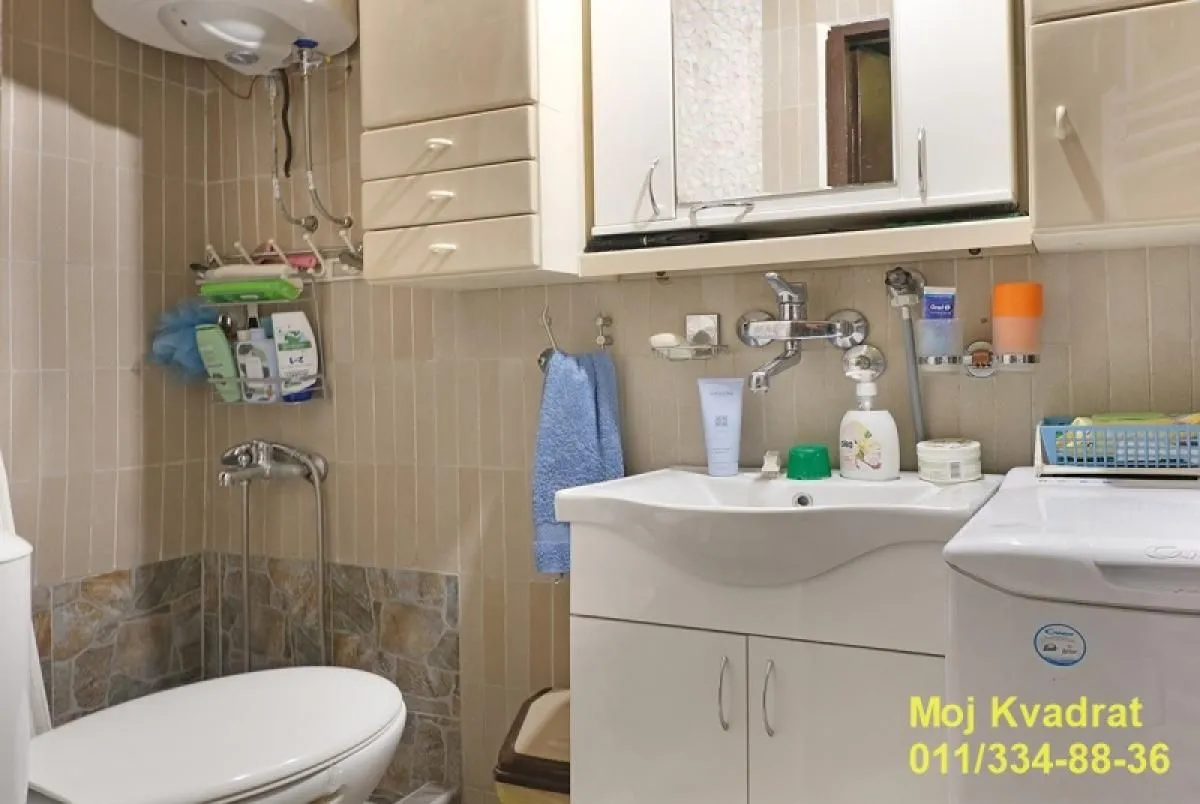 Sale, four bedroom apartment, 98m², Stari Grad, Beograd