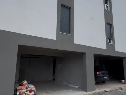 Sale, office space, 220m², Zabjelo, Podgorica - image 1