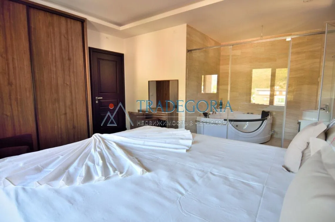 Prodaja, trosoban stan, 396m², Budva, Crna Gora