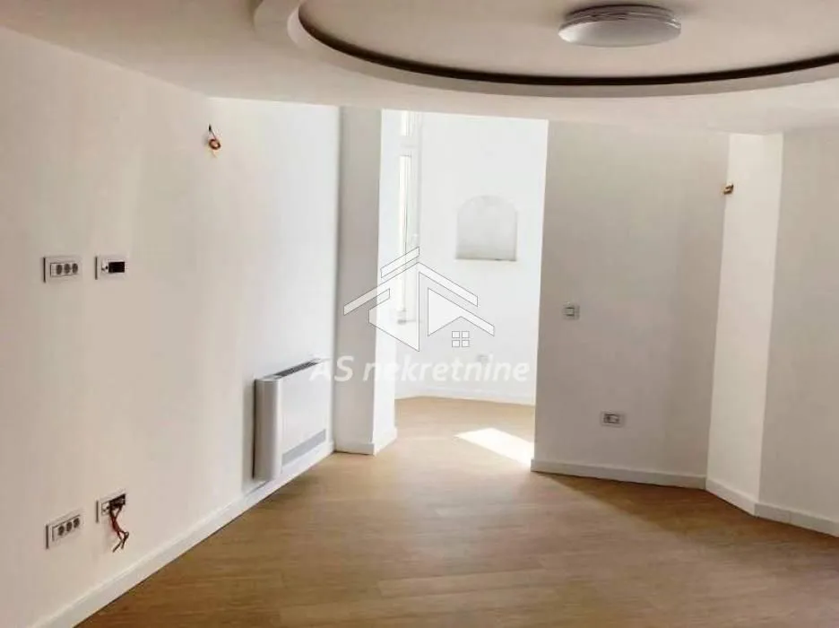 Rent, four bedroom apartment, 113m², Savski Venac, Beograd