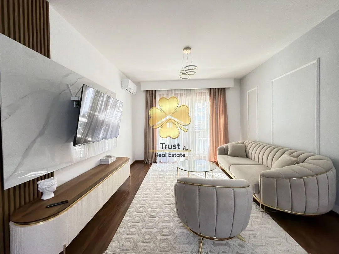 Izdavanje, jednosoban stan, 50m², Master Kvart, Podgorica