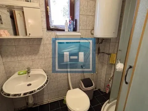 Prodaja, kuća, 194m², Ribare, Jagodina - image 45