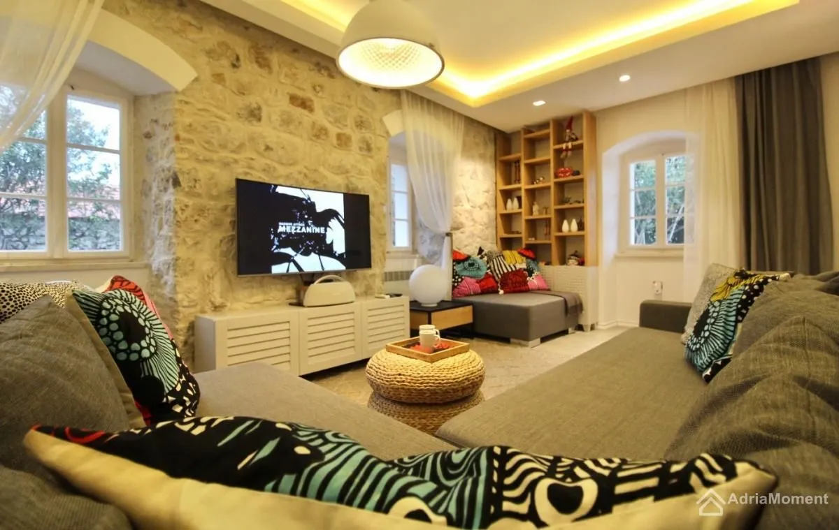 Prodaja, kuća, 132m², Radovići, Tivat