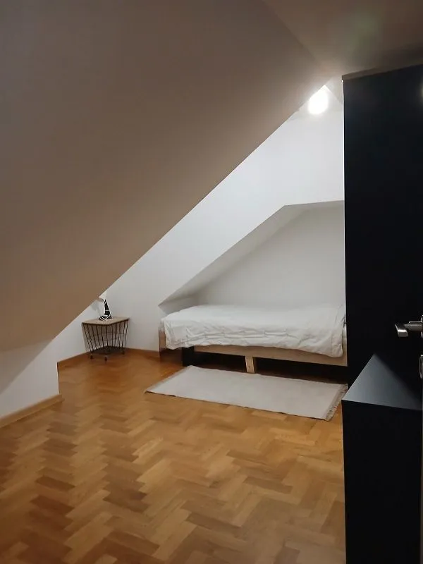Izdavanje, dvosoban stan, 42m², Jajinci, Voždovac Sve Podlokacije